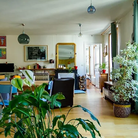 Spacious And Quiet In The Heart Of Apartamento